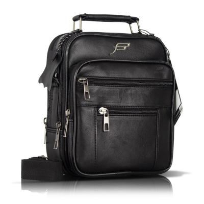 Bavyera Oxford Kasalı ORTA Boy 3 Göz 3 Cep Askılı Postacı Çanta 21x17x9cm Siyah